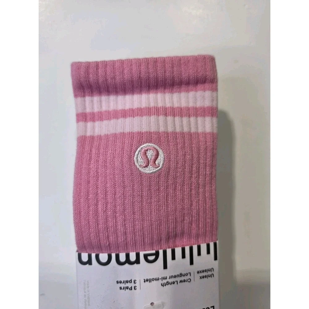 Lululemon Daily Essential Crew Socks 3 Pack XL Pink Blue White NWT Unisex